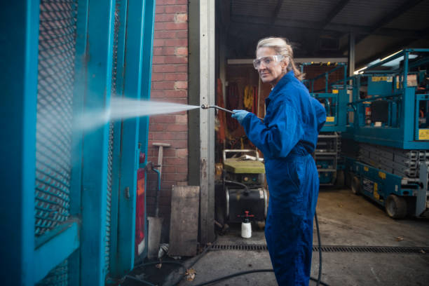 Best Roof Power Washing Services  in Chebanse, IL